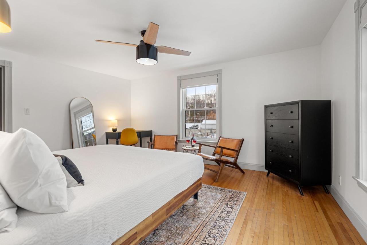 Launchpoint Lodge Lincoln Bagian luar foto