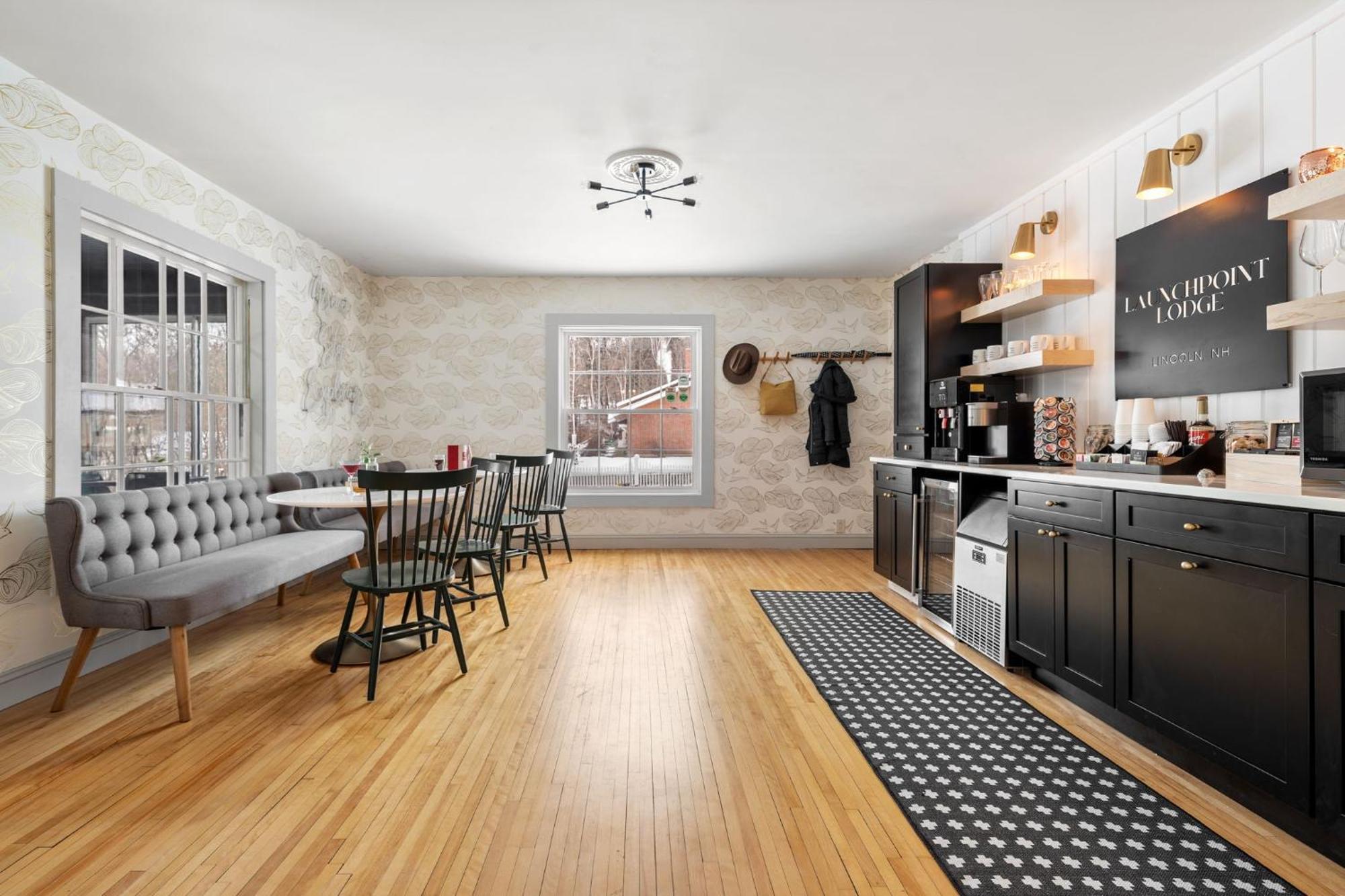 Launchpoint Lodge Lincoln Bagian luar foto