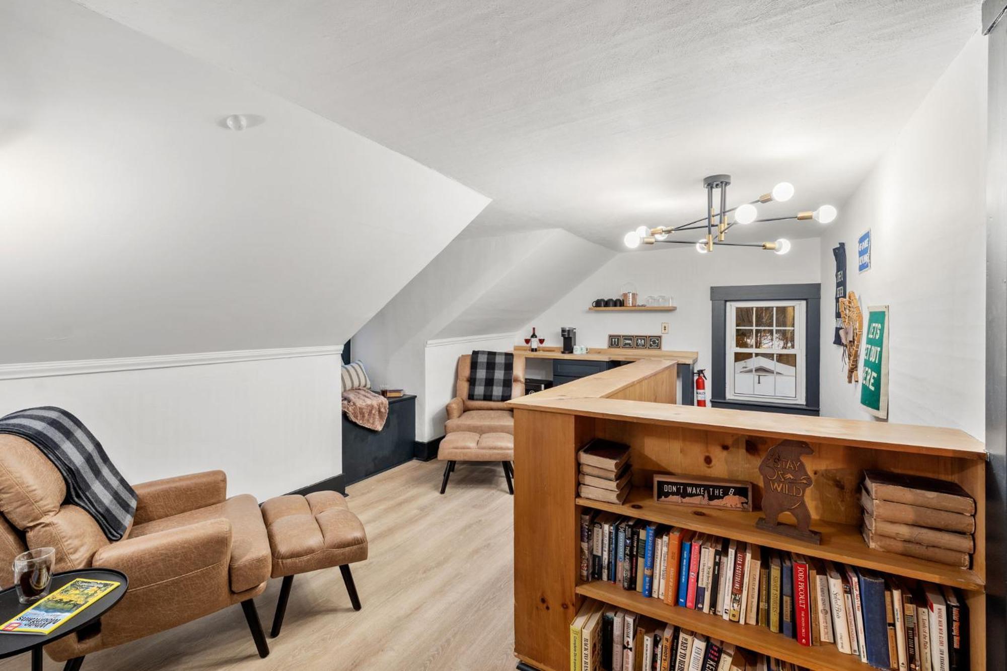 Launchpoint Lodge Lincoln Bagian luar foto